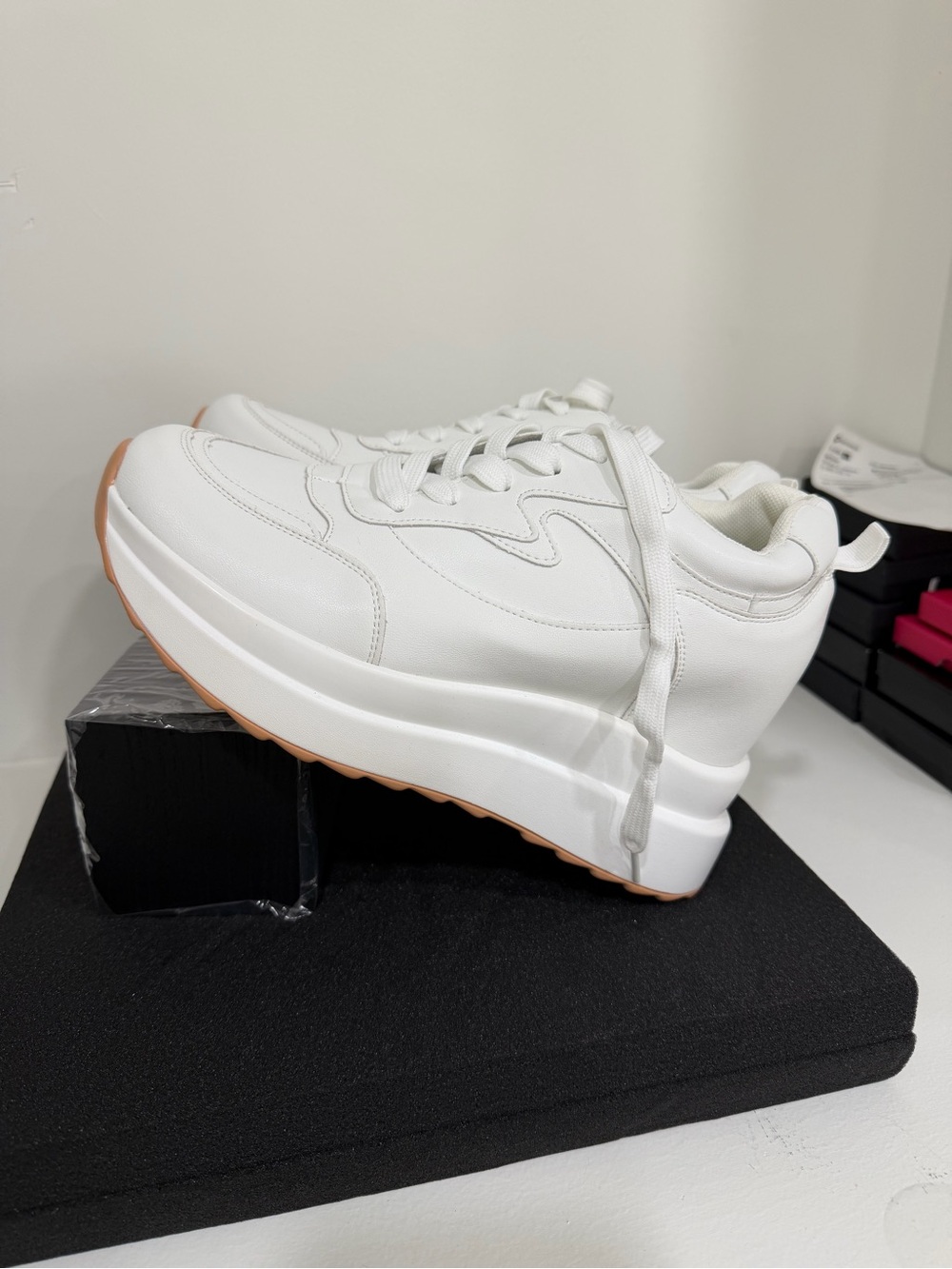 Sneakers Sport Meixie Platform White Lace-Up Sneakers new no tag no box